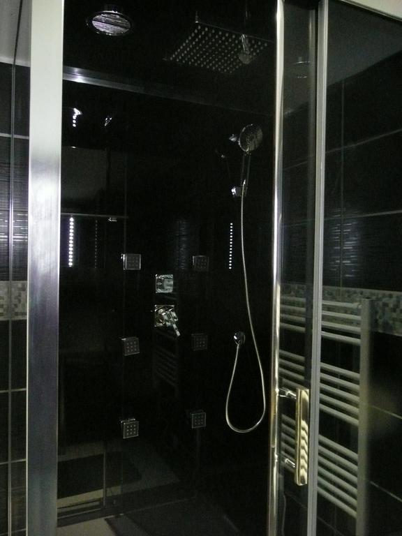 Chambres D'Hotes D'Antardieu Saint-Junien Ruang foto