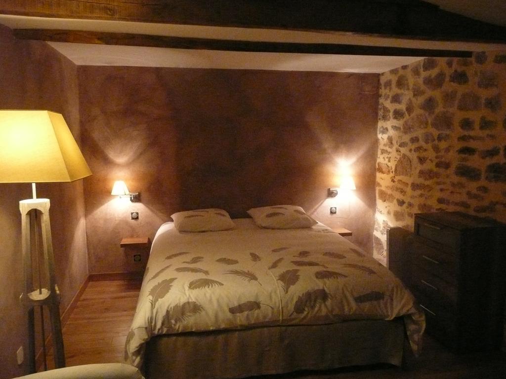 Chambres D'Hotes D'Antardieu Saint-Junien Ruang foto